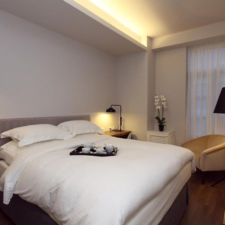 Hotel Metropolis Ioannina Bagian luar foto