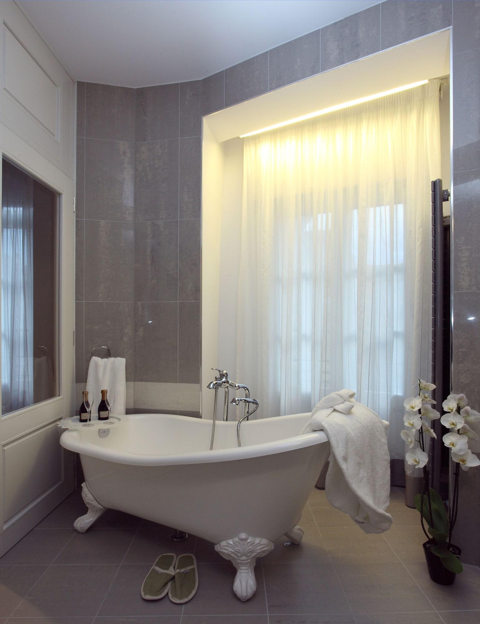 Hotel Metropolis Ioannina Bagian luar foto