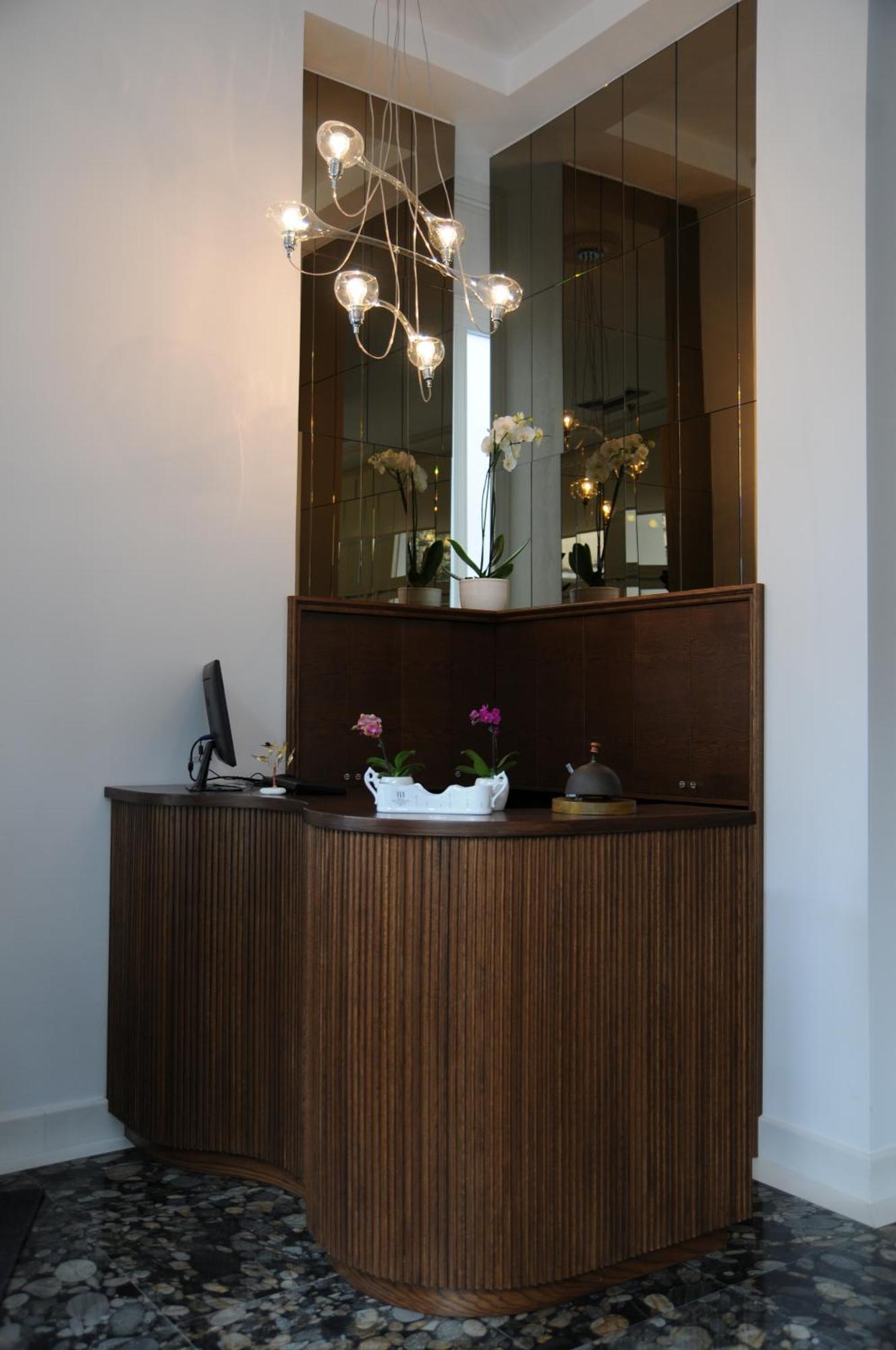 Hotel Metropolis Ioannina Bagian luar foto