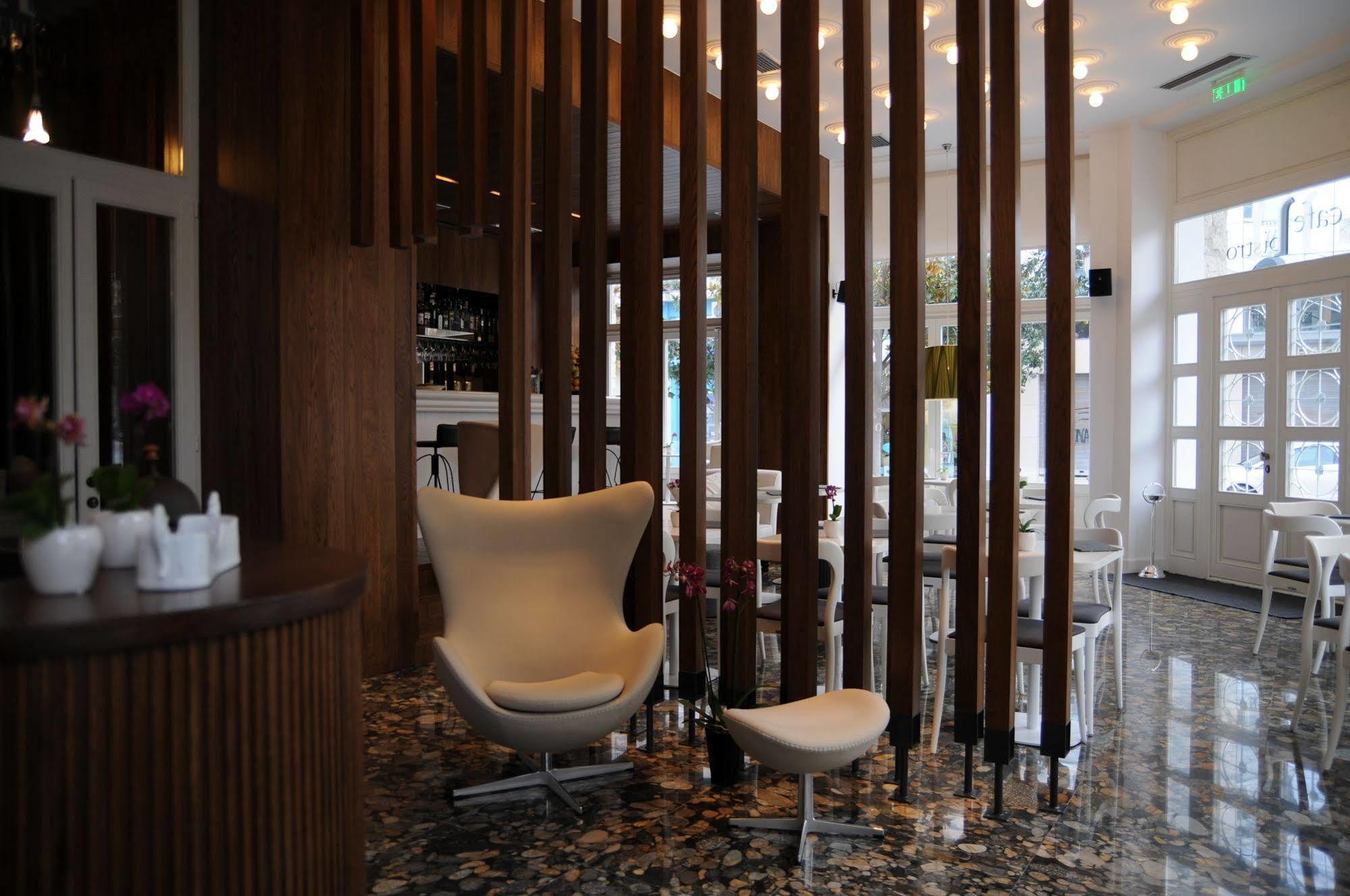 Hotel Metropolis Ioannina Bagian luar foto